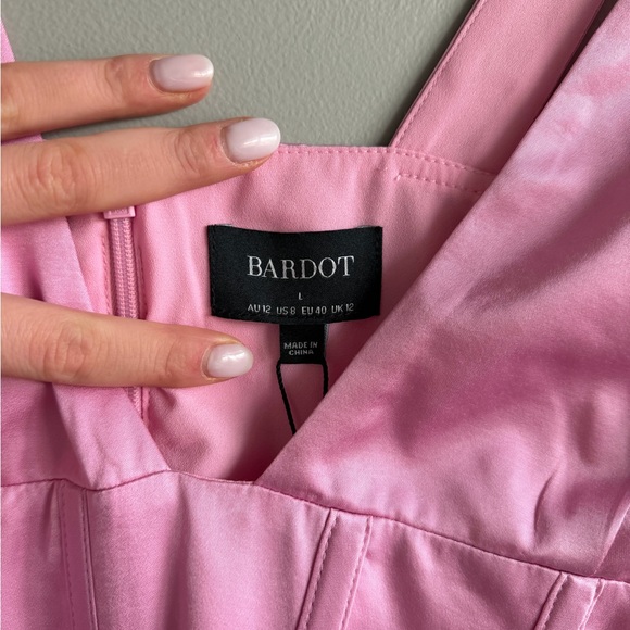 Bardot Anika | Corset Satin Dress 🩷 - Picture 4 of 5